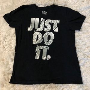 Nike black women t-shirt